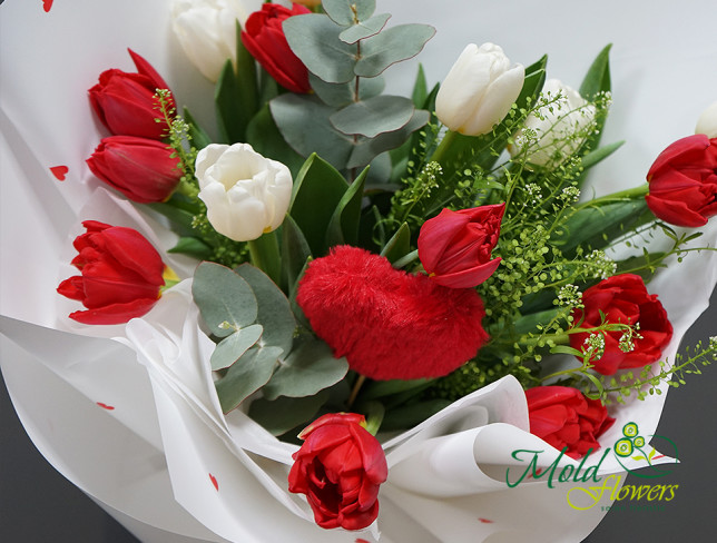 Tulip Bouquet ''Romantic" photo